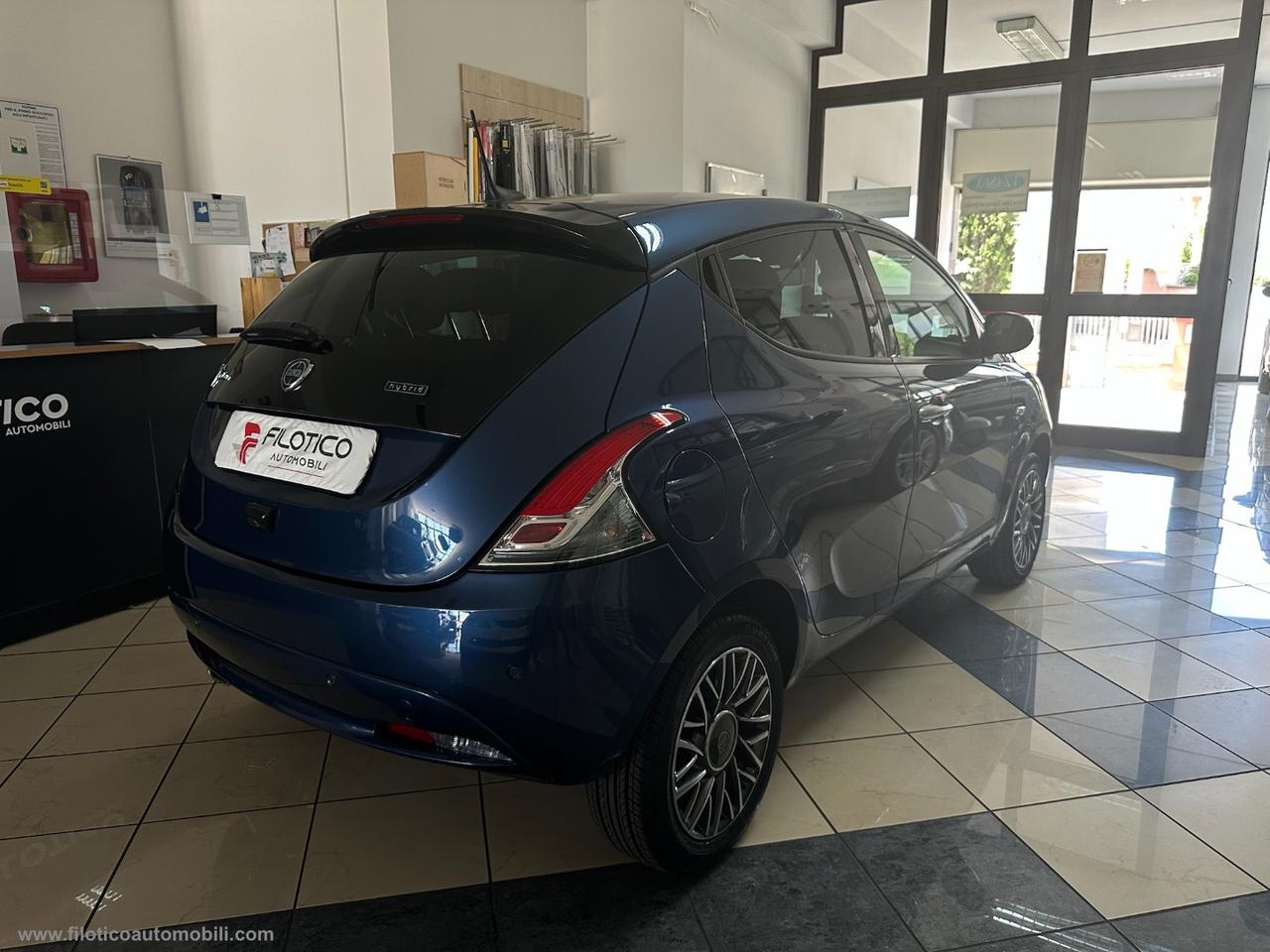 LANCIA Ypsilon 1.0 FireFly 5p.S&S Hybryd Gold