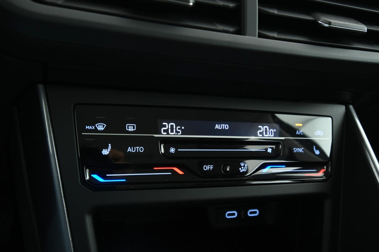 Volkswagen Polo 1.0 TSI DSG Style