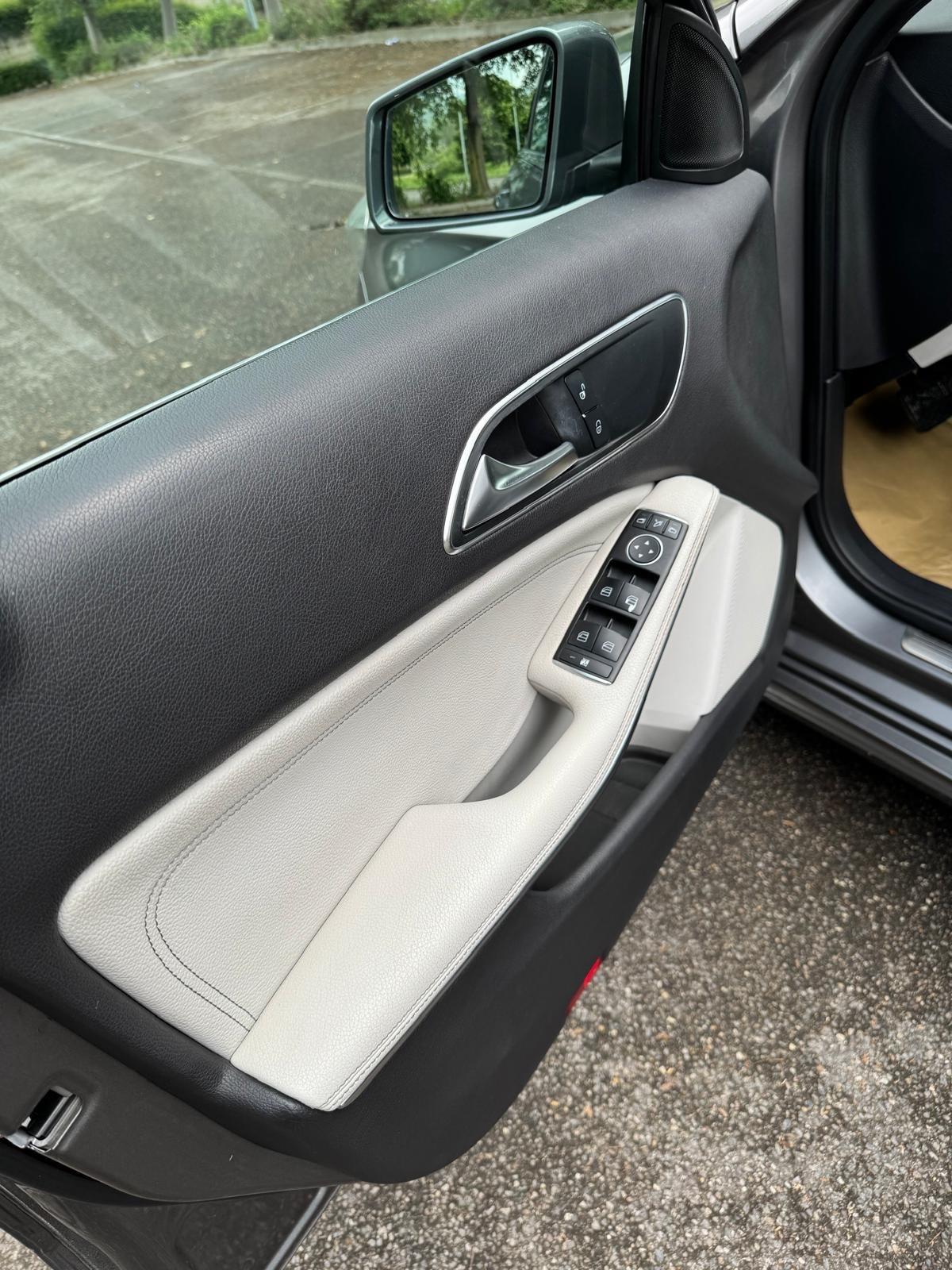 Mercedes-benz A 180 CDI BlueEFFICIENCY Automatic Sport