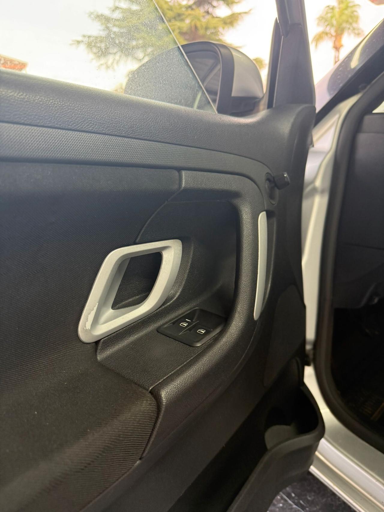 Dacia Sandero 1.2 16V Lauréate