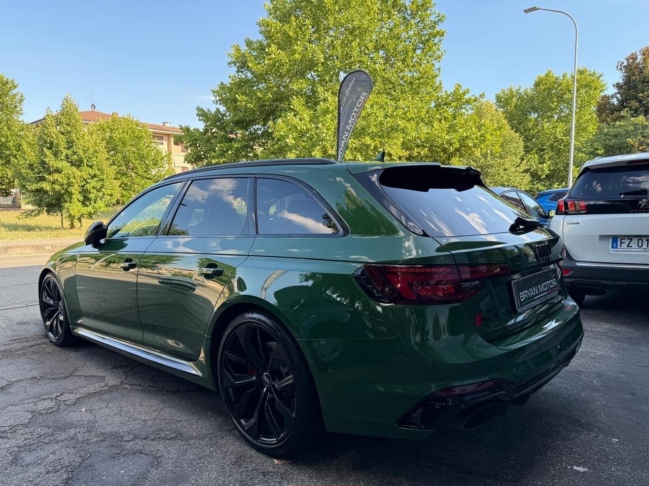 Audi A4 RS 4 Avant 2.9 TFSI quattro tiptronic