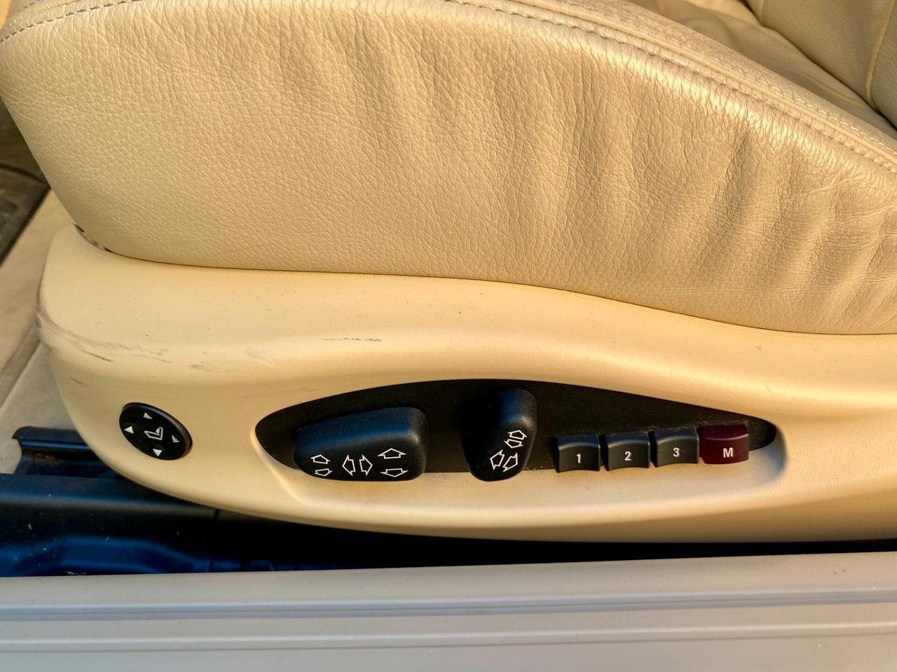 BMW Serie 635d Cabrio auto 286cv TAGLIANDI CERTIFICATI BMW