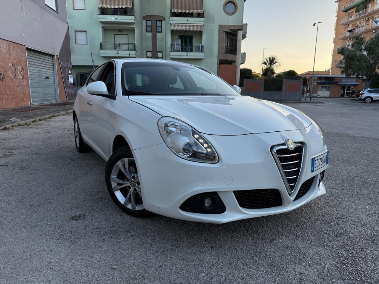 Alfa Romeo Giulietta 1.6 JTDm-2 105 CV Distinctive Full Perfetta