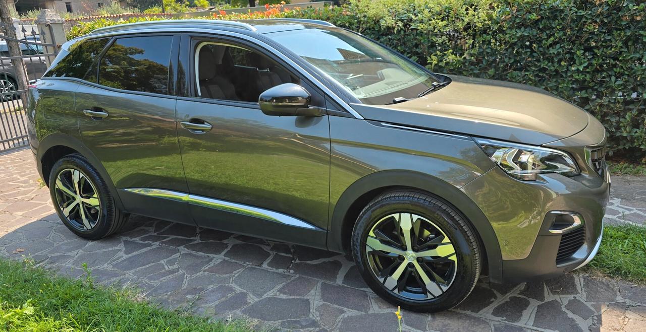 Peugeot 3008 BlueHDi 130 S&S EAT8 Allure