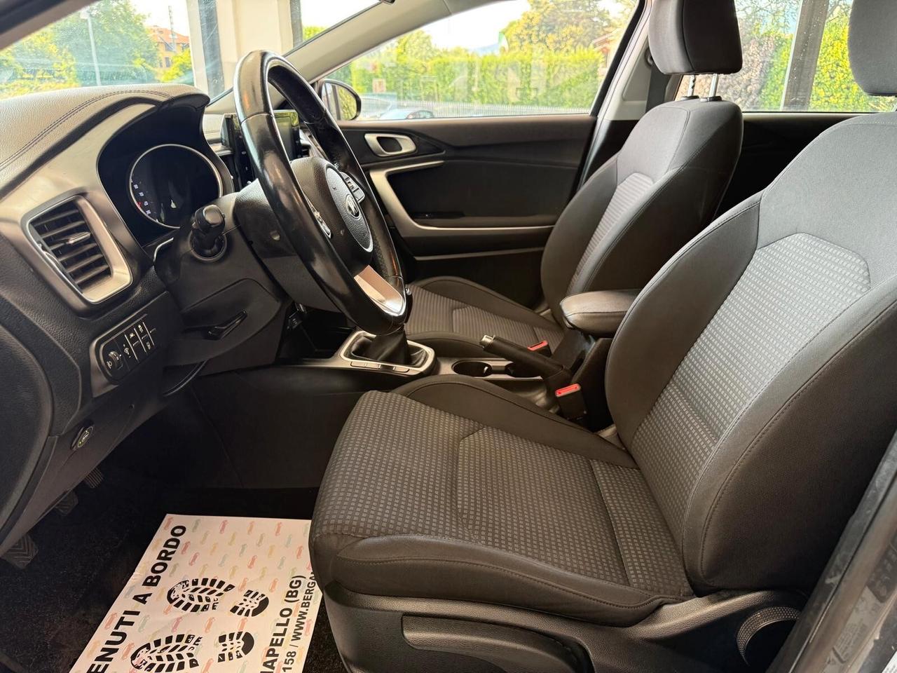 Kia Ceed 1.4 MPi GPL SW Business Class