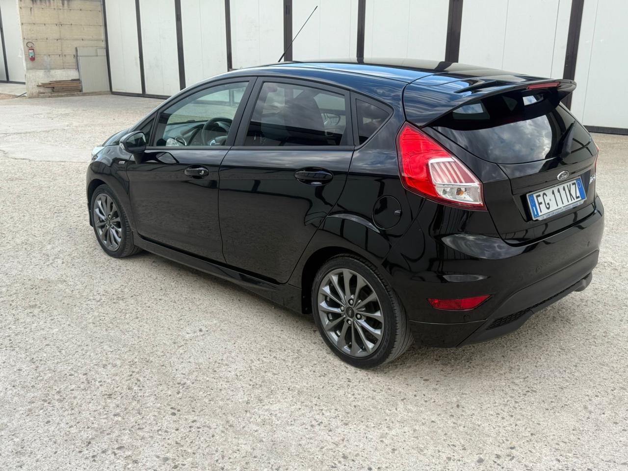 Ford Fiesta 1.5 TDCi 95CV 5 porte ST-Line