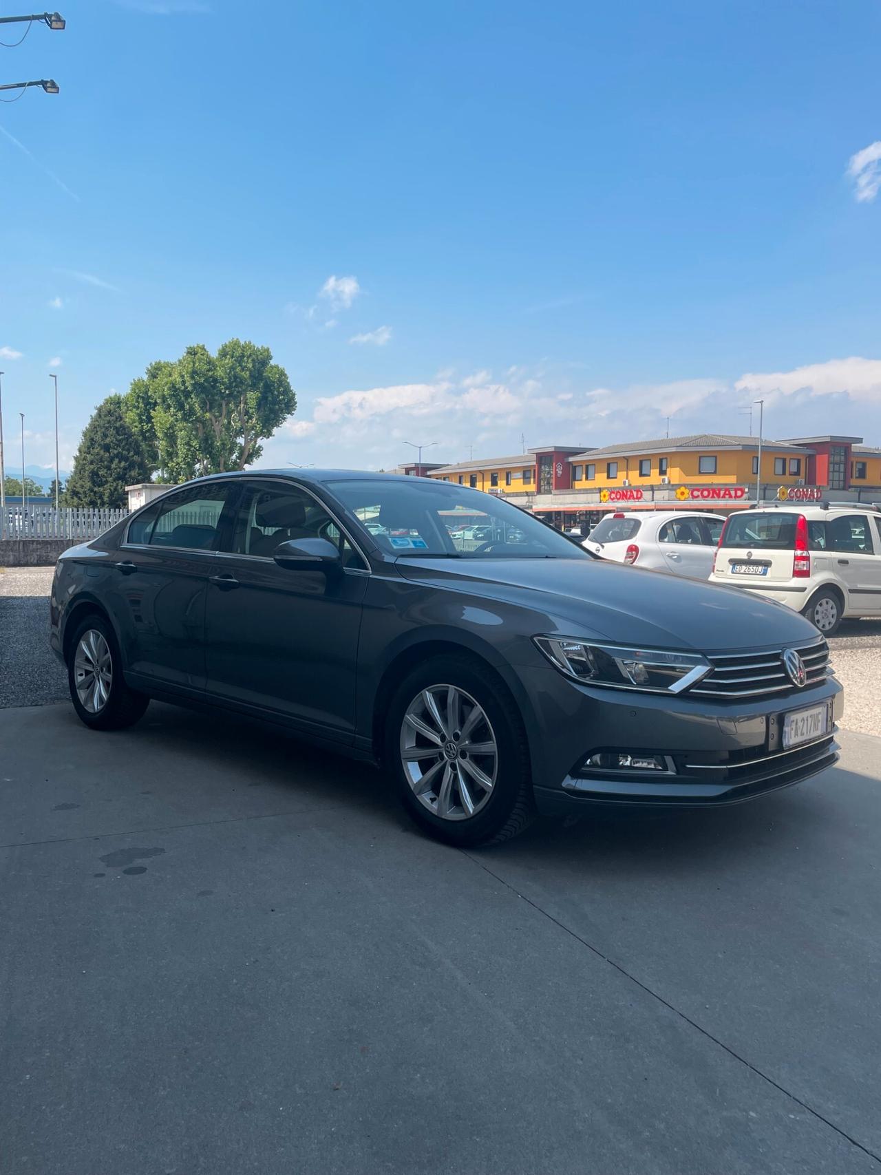 VOLKSWAGEN PASSAT VIII 2.0 TDI BLUEMOTION TECHNOLOGY BUSINESS 150 CV – ANNO 2015