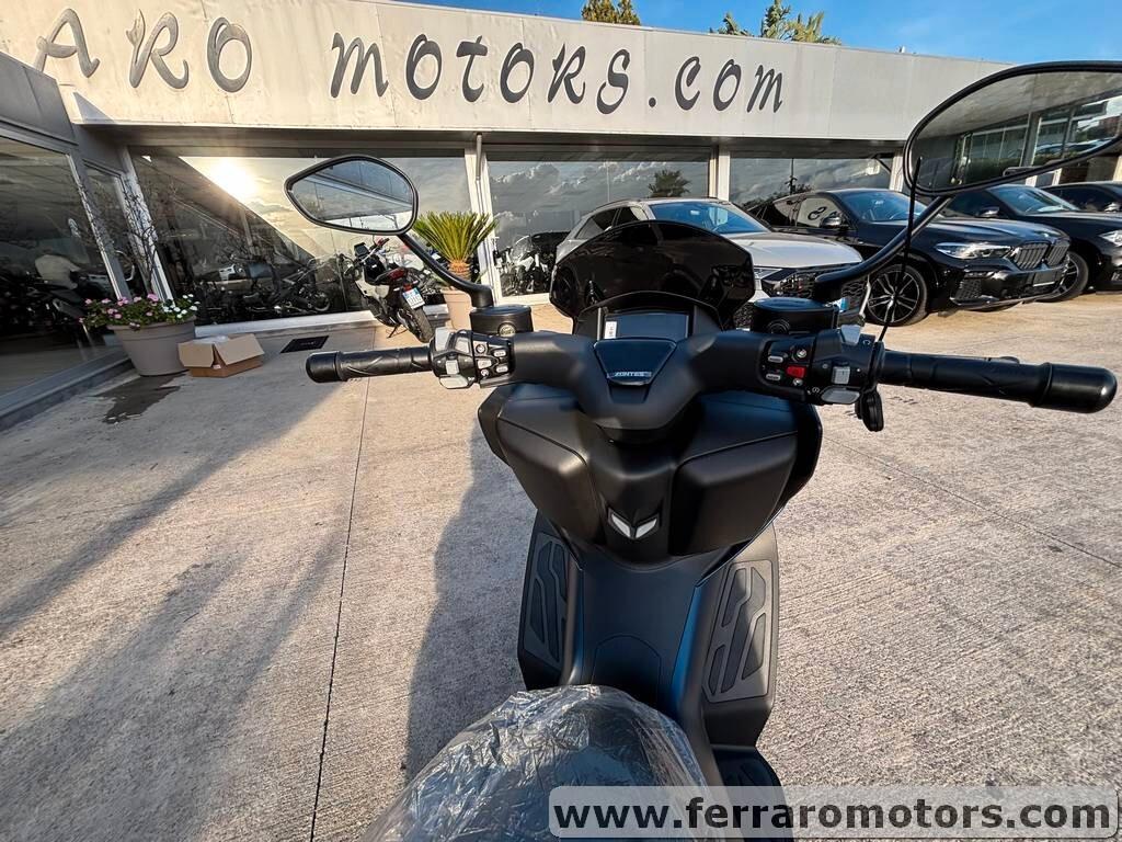 Zontes ZT 125 D Nuovo pronto consegna 2025/Km 0 Vieni da noi a scoprirla