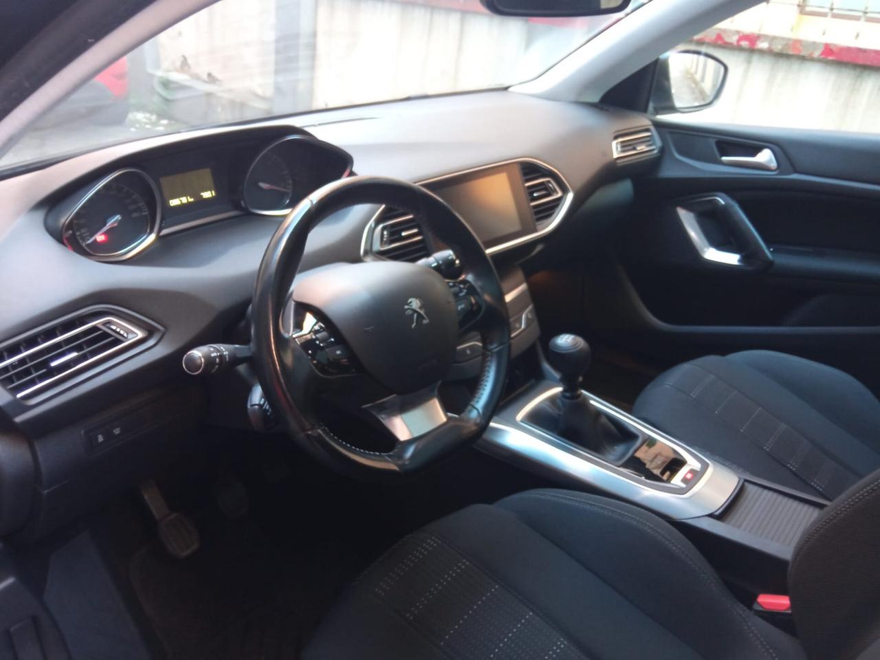 Peugeot 308 1.6 BlueHDi 120 S&S SW GT Line