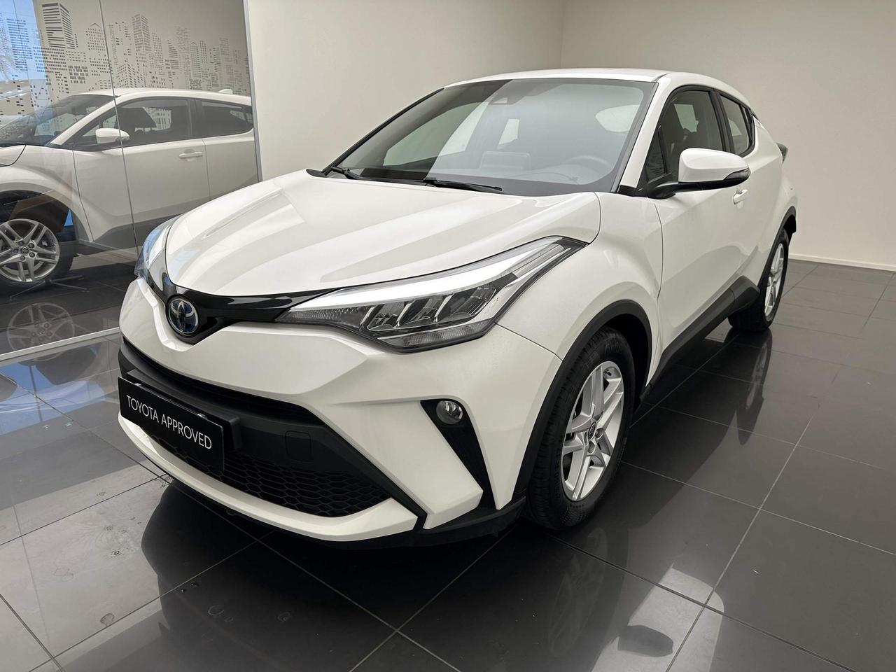 Toyota C-HR 1.8h Business e-cvt