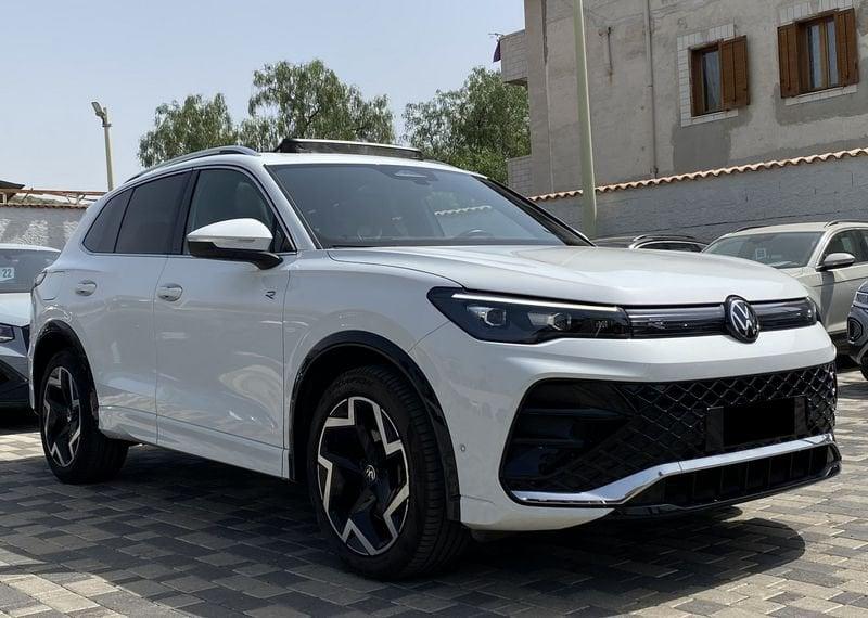 Volkswagen Tiguan R-Line 2.0 TDI 150CV DSG Tetto