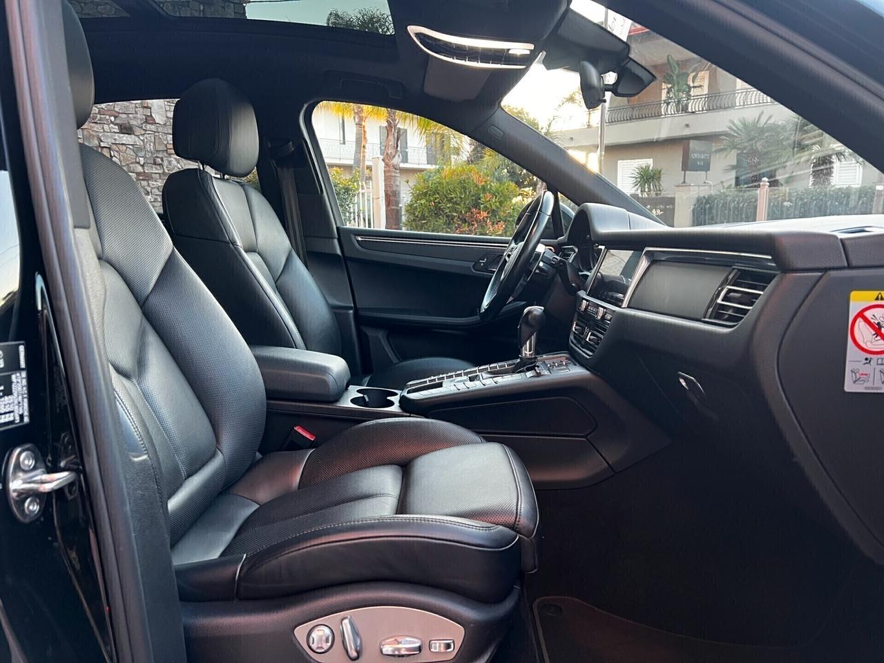Porsche Macan 2.0 245- TETTO-PASM-TOTAL BLACK-FULL