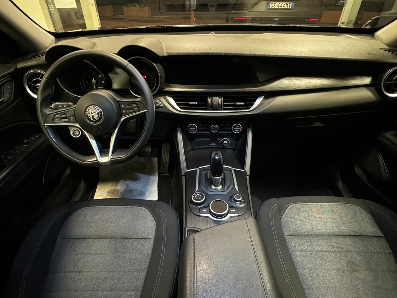 Alfa Romeo Stelvio 2.2 Turbodiesel 180 CV AT8 Q4 Business - IVA ESPOSTA