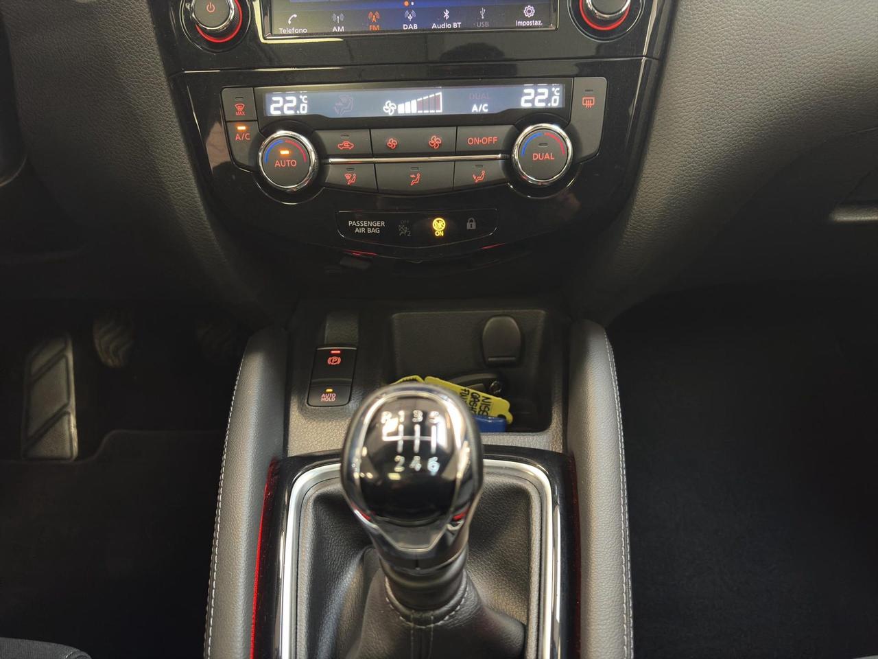 Nissan Qashqai 1.3 dig-t N-Connecta 140cv