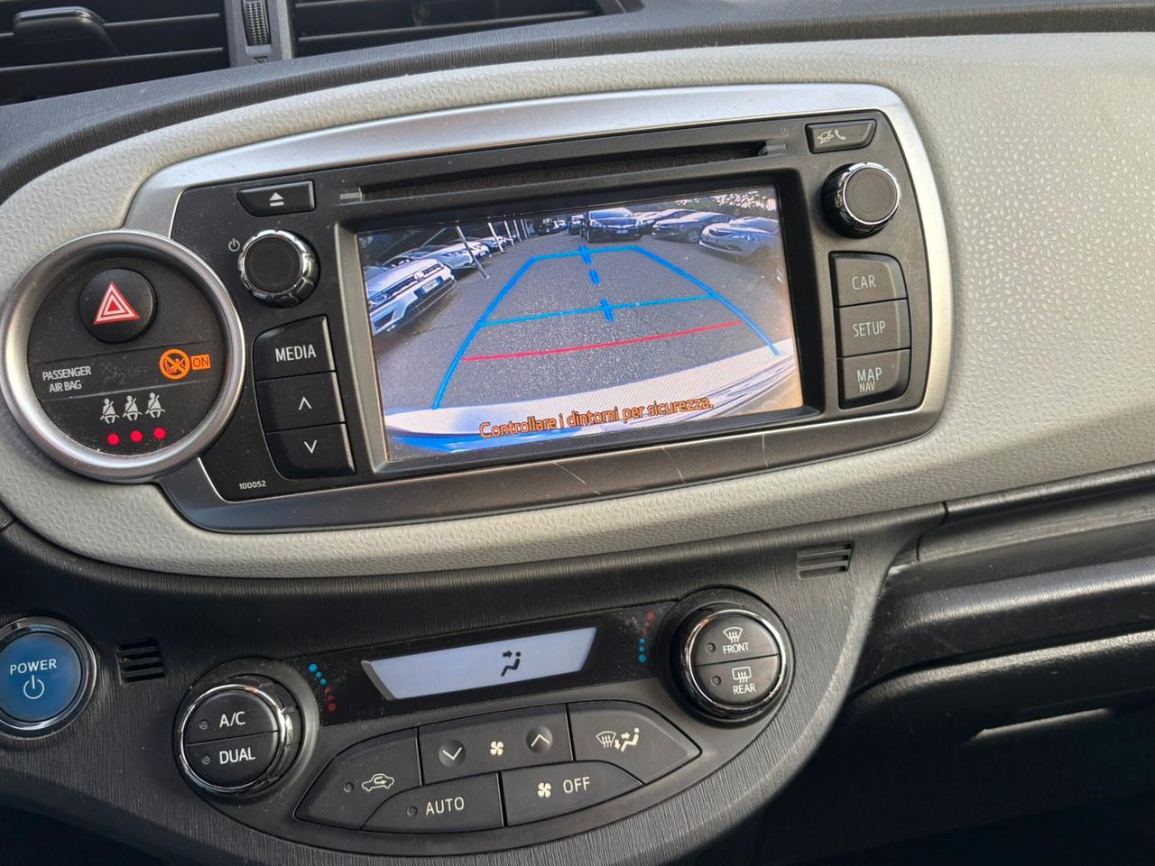 Toyota Yaris 1.5 Hybrid 5 porte Lounge Più OK Neopatentati