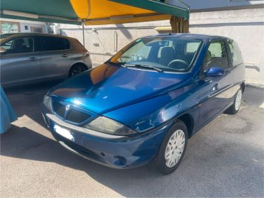 Lancia Y 1.1i cat Elefantino Blu