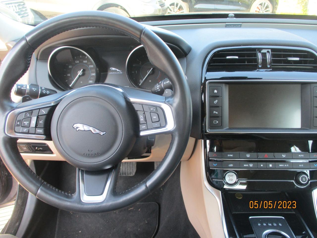 Jaguar XE 2.0 D 180 CV AWD aut. Portfolio