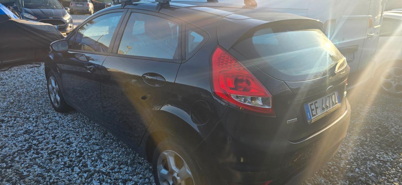 Ford Fiesta 1.4 TDCi 5p. Titanium