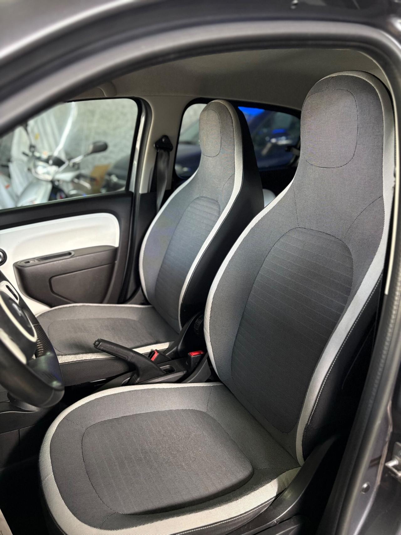 Renault Twingo 1.0 sce Limited Automatica