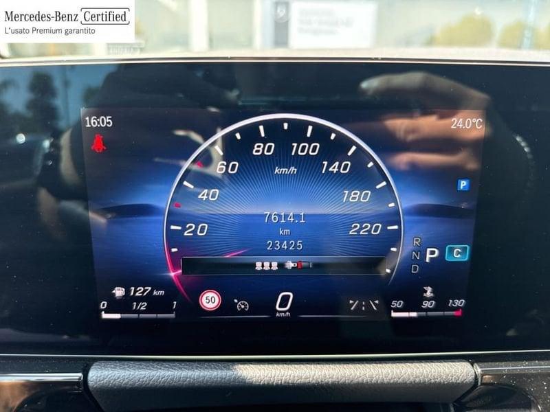 Mercedes-Benz GLA 180 D ADVANCED AUTO