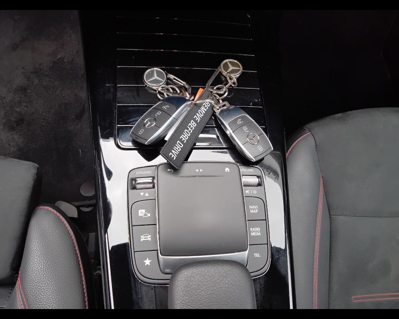 Mercedes-Benz CLA Coupe - C118 - CLA Coupe 180 d Premium auto