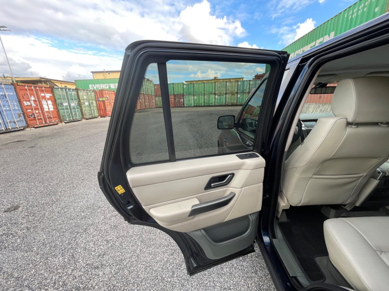 Land Range Rover Sport 2.7 TDV6 HSE