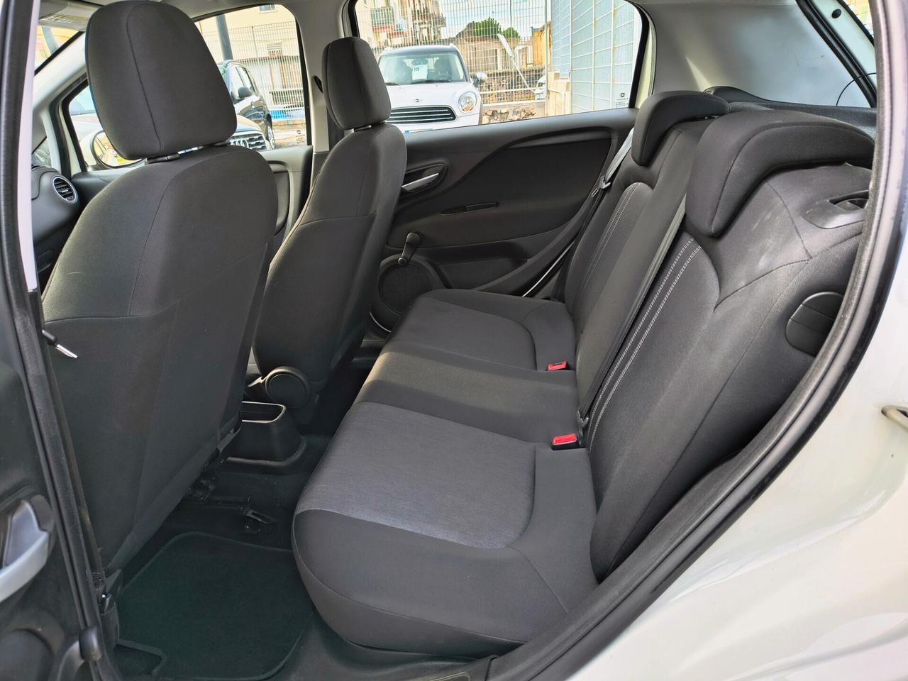 FIAT PUNTO 1.4 BENZINA 2013 UNICOPROPRIETARIO