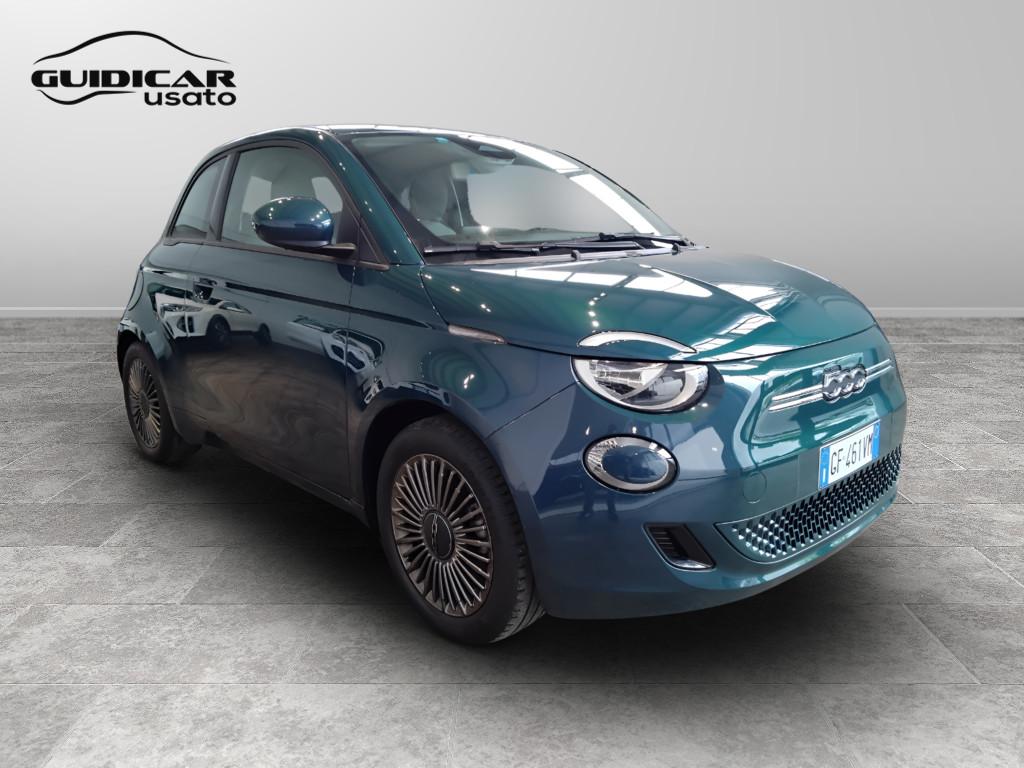 FIAT 500e - 500e 42 kWh La Prima