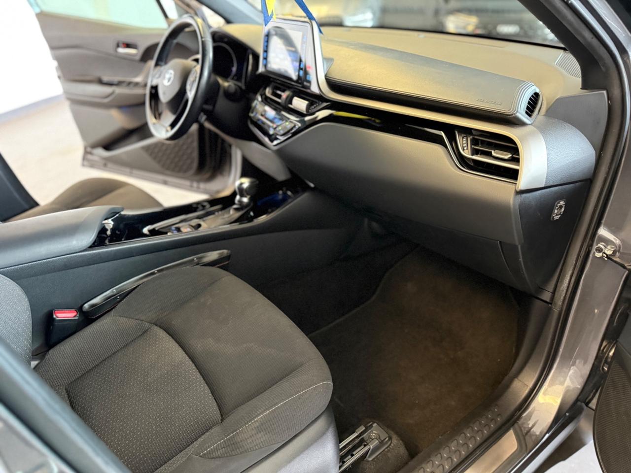 Toyota C-HR 1.8 Hybrid E-CVT Lounge