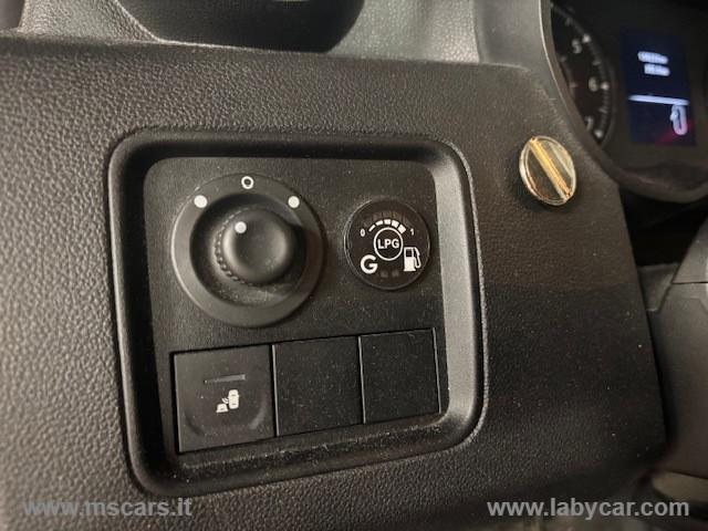 DACIA Duster 1.0 TCe 100 ECO-G 4x2 15th Anniv.