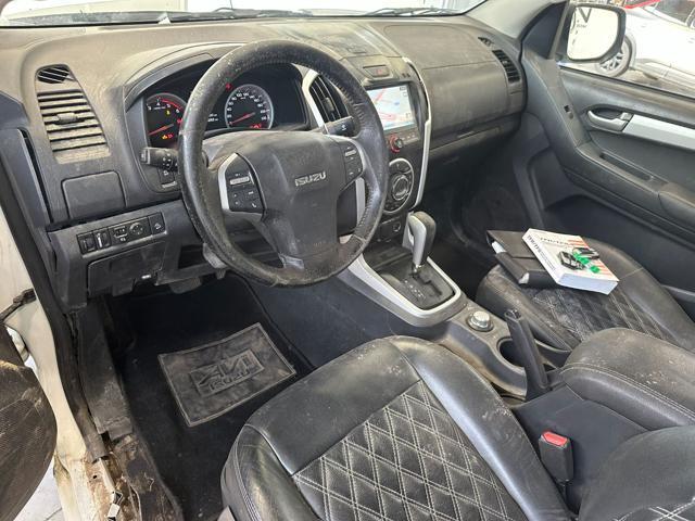 ISUZU D-Max 1.9 CREW CAB SOLAR PLUS A/T 4WD