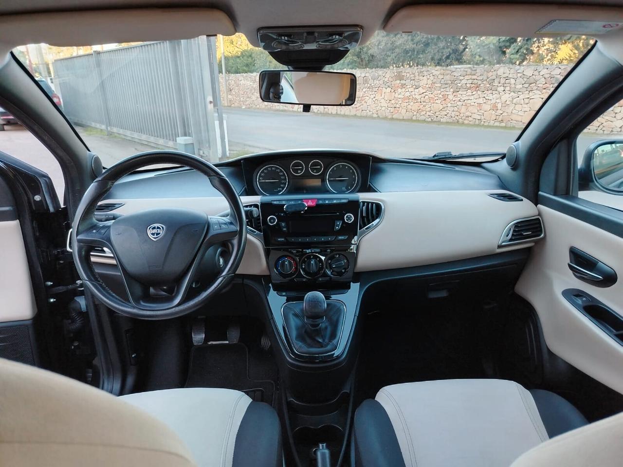 Lancia Ypsilon Gold Ecochic 900 TwinAir Metano 85cv 5p