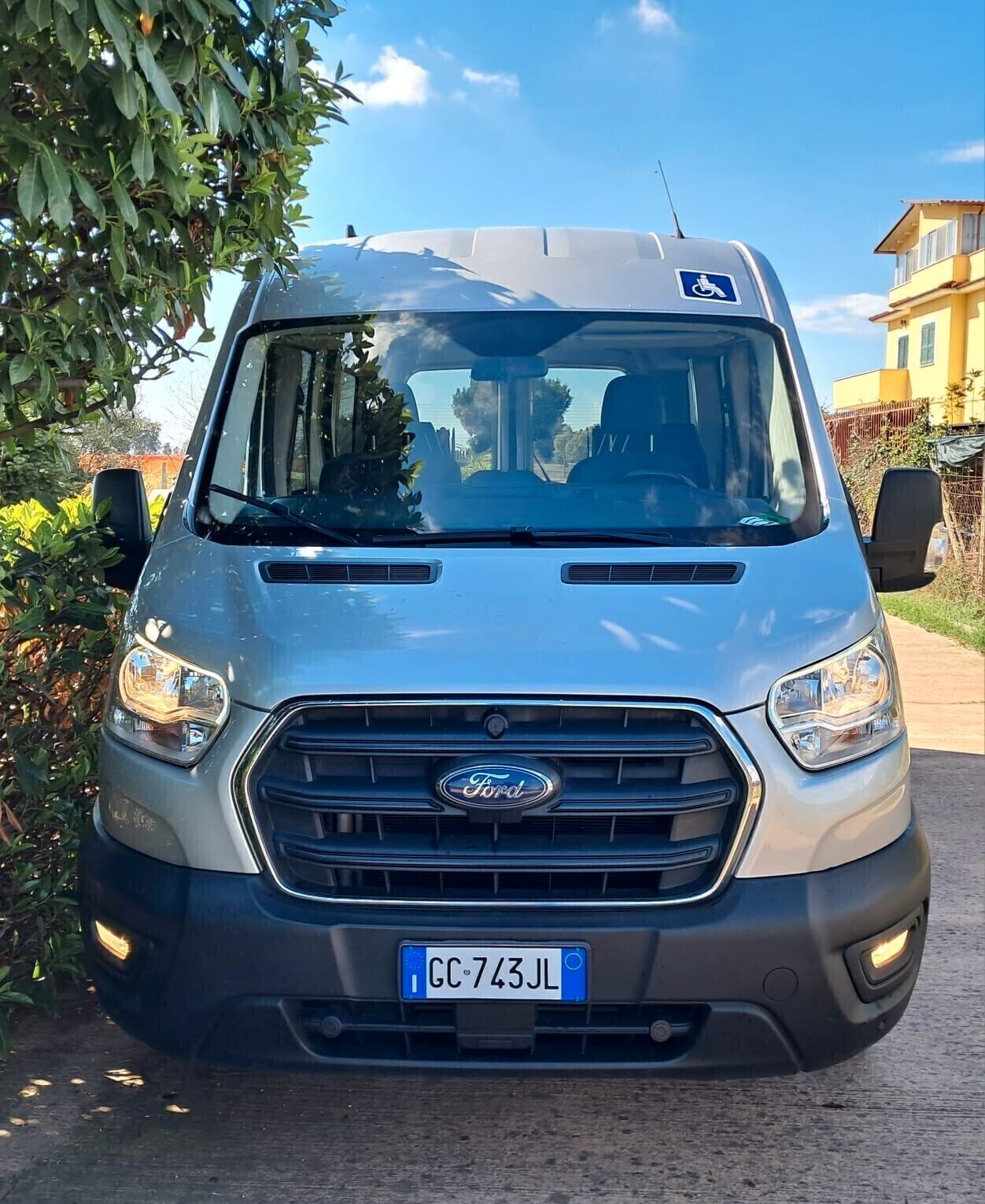 Ford Transit 2.0TDCi 130CV 9 posti TRASPORTO DISABILI