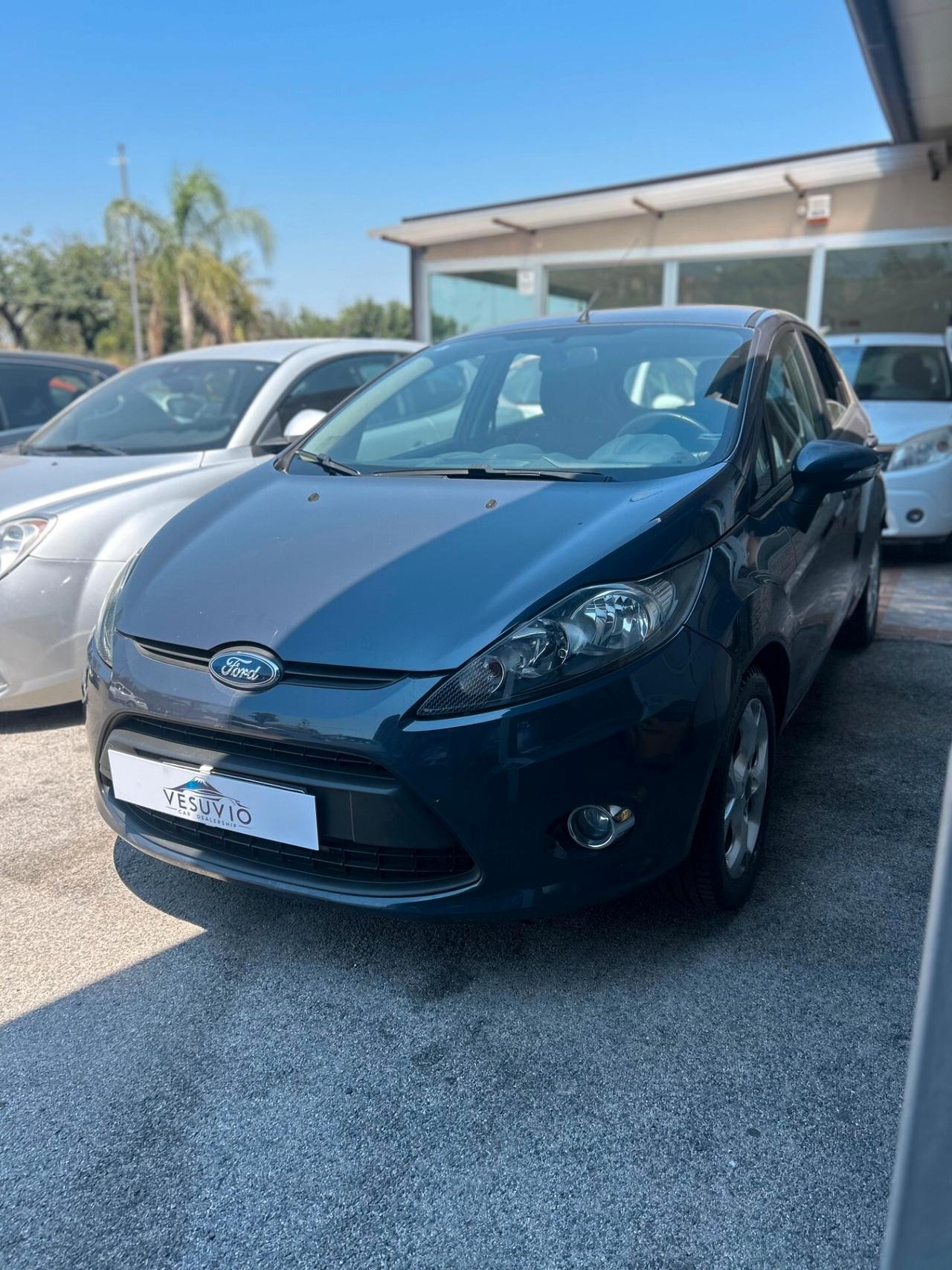 Ford Fiesta 1.2 82 CV - 2012