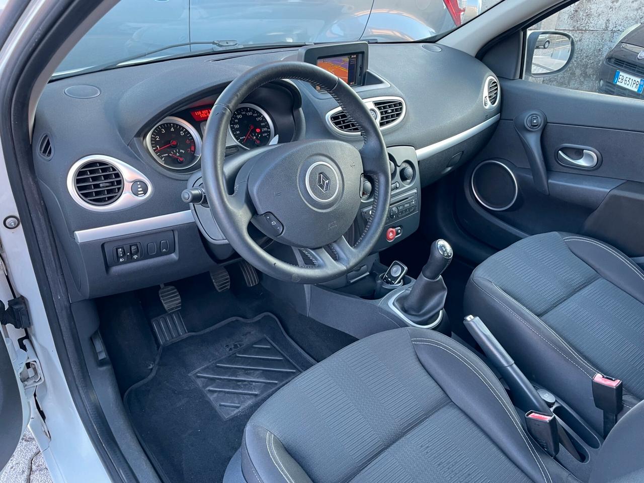Renault Clio 1.2 16V 5 porte Luxe