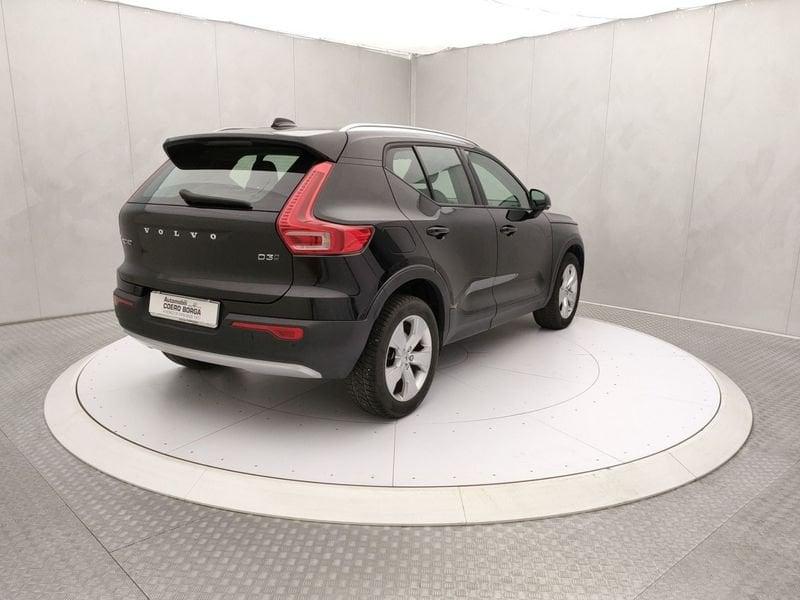 Volvo XC40 D4 AWD Geartronic Momentum