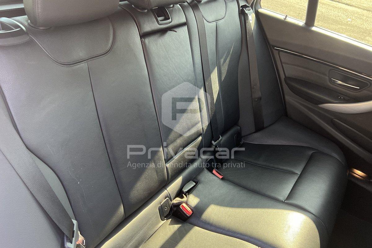 BMW 318d Touring Luxury