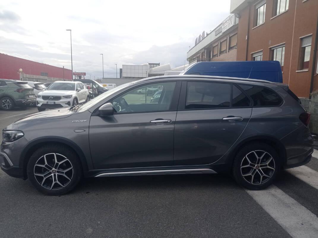 Fiat Tipo 1.5 t4 hybrid Cross dct *possibilità impianto GPL*