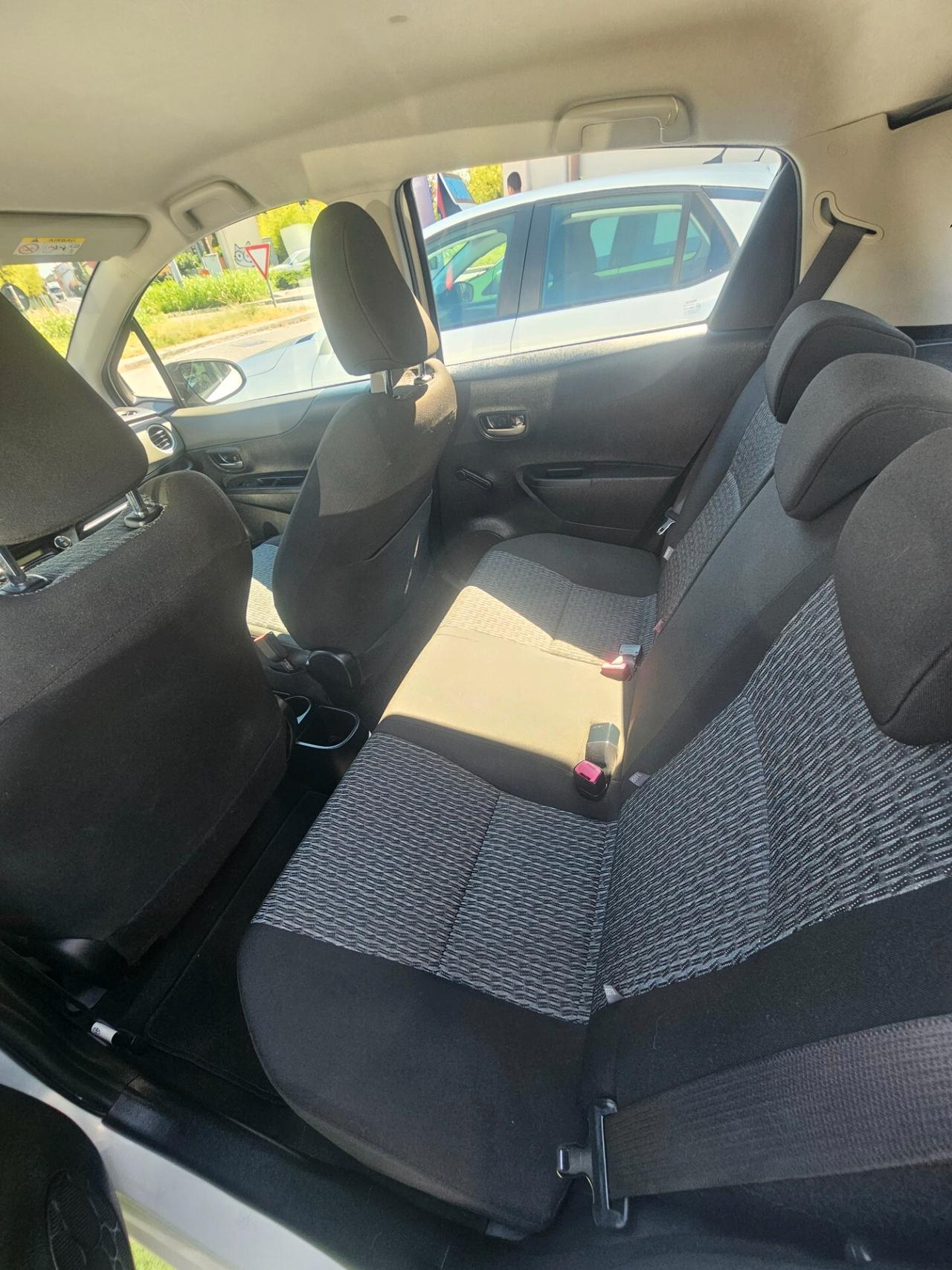 Toyota Yaris 1.0 5 porte Lounge