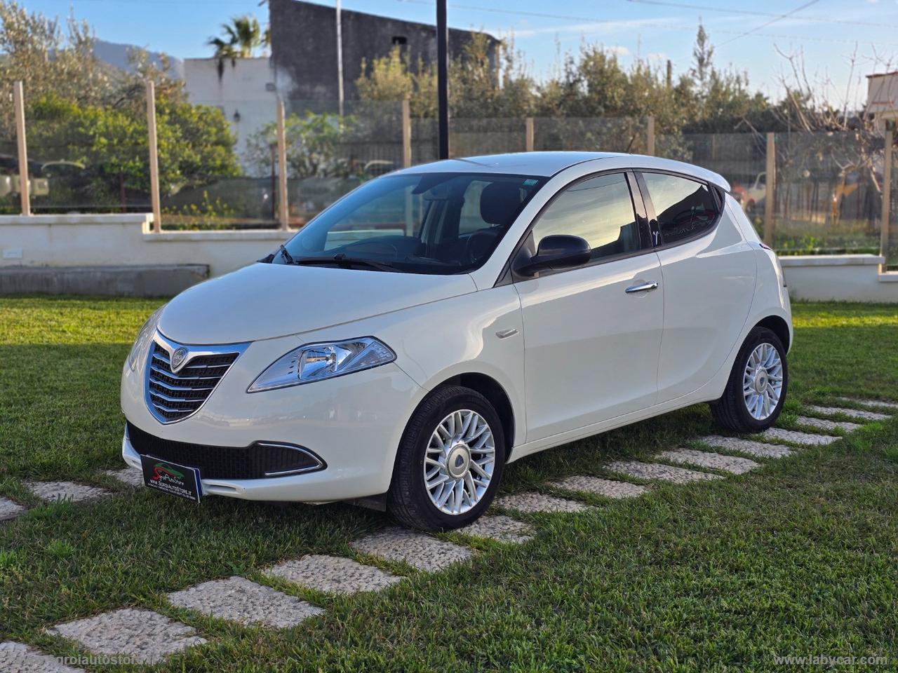 LANCIA Ypsilon 1.3 MJT 95 CV 5p. S&S Gold