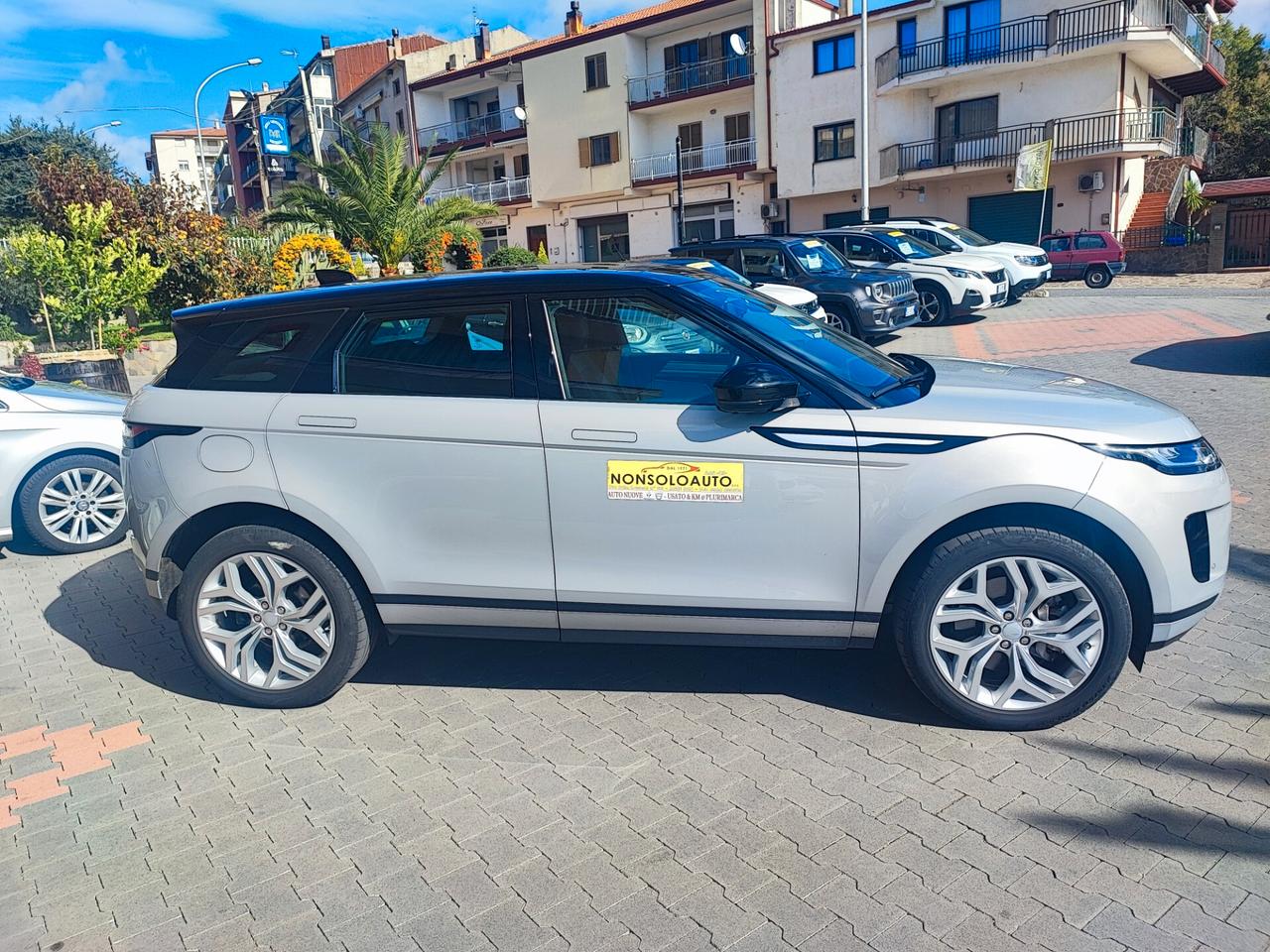 Land Rover Evoque 2.0D I4-L.Flw AWD-GAR3ANNI