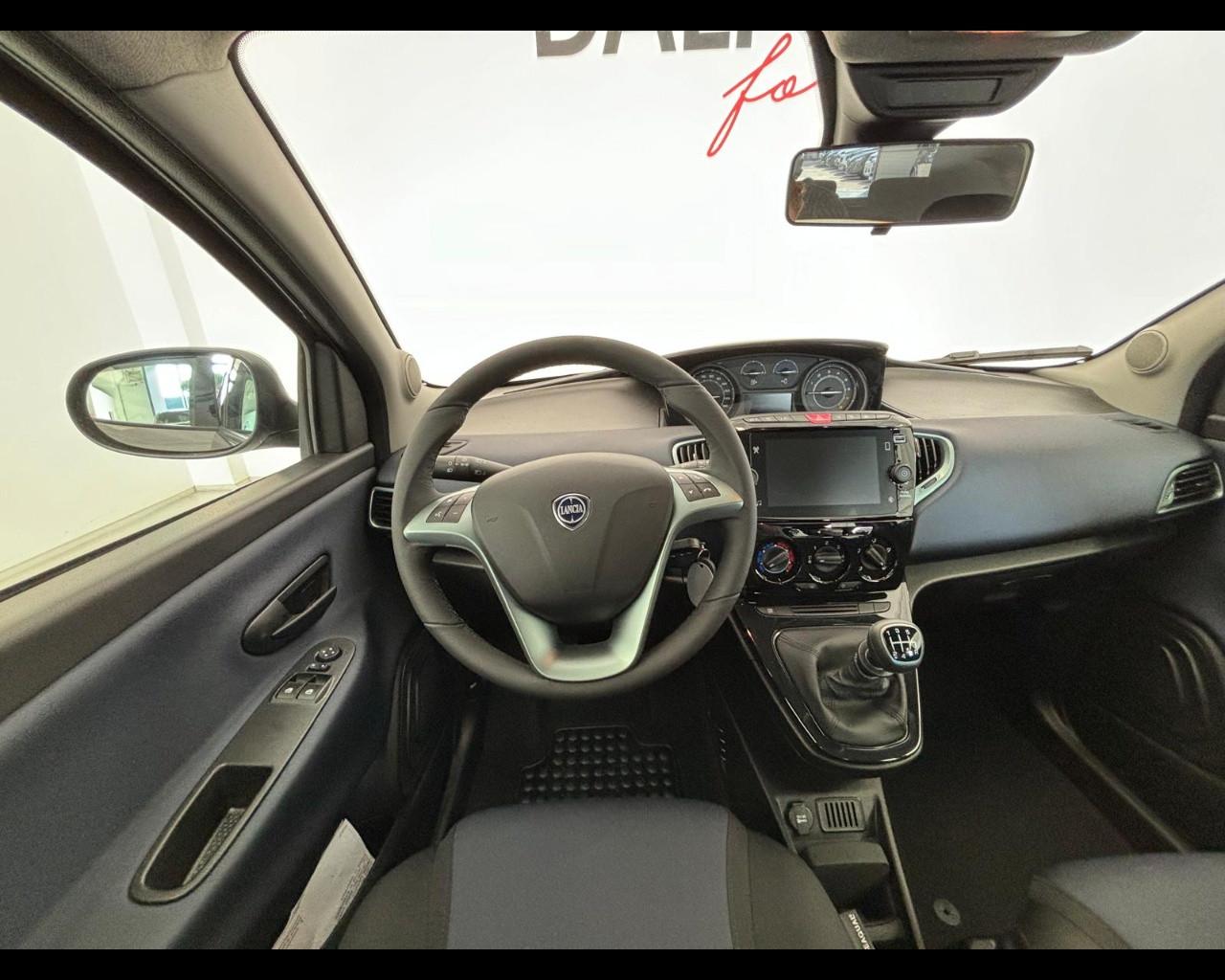 LANCIA Ypsilon III 2021 - Ypsilon 1.0 firefly hybrid Gold s&s 70cv 5p.ti