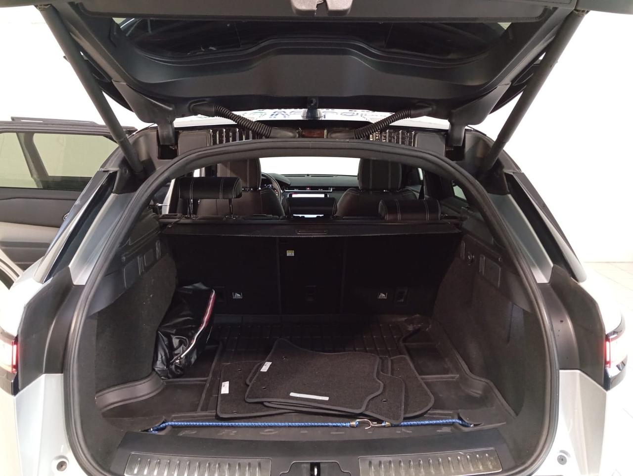 Land Rover Range Velar 2.0D I4 240 CV R-Dynamic