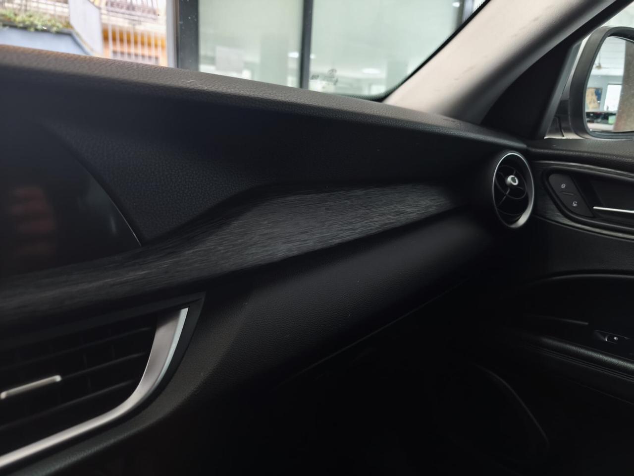 Alfa Romeo Stelvio 2.2 Turbodiesel 190 CV AT8 Q4 Executive