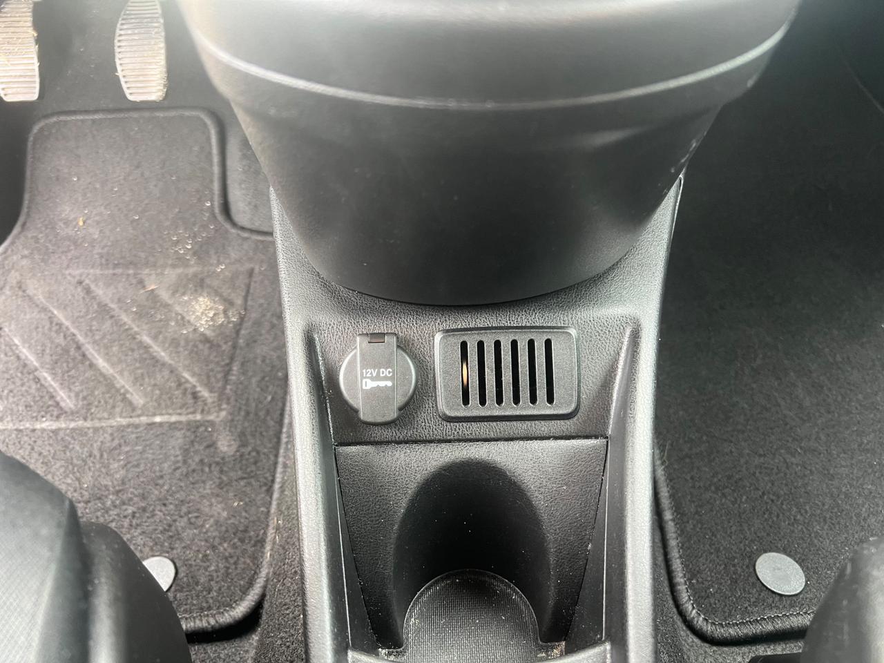 Lancia Ypsilon 1.2 69 CV Platinum NEOPATENTATI PERMUTE RATE GARANZIA