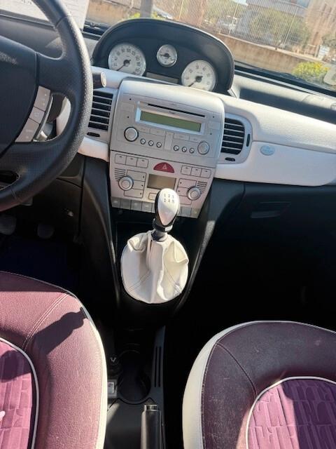Lancia Ypsilon 1.2 Elle