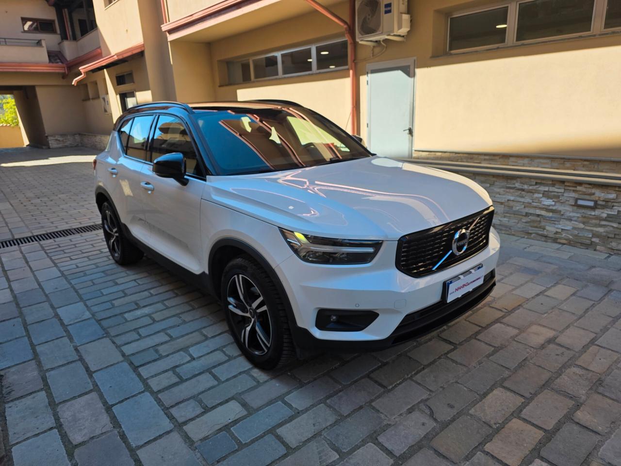 Volvo XC40 D3 Geartronic R-design