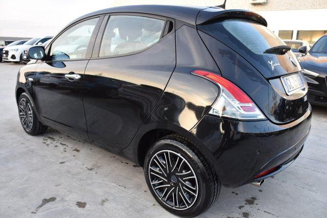 LANCIA Ypsilon 1.0 FireFly 5 porte S&S Hybrid Gold