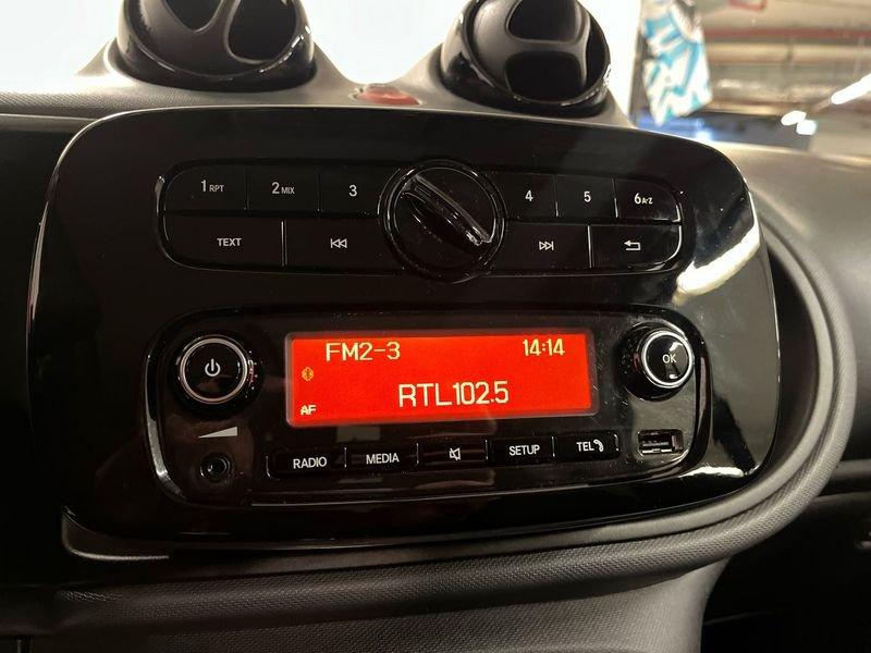 smart fortwo EQ Pure 22kW