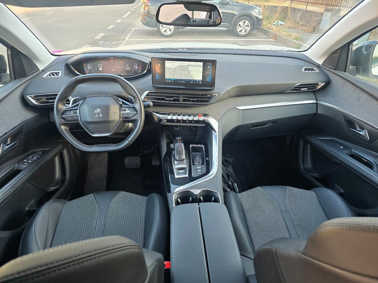 Peugeot 5008 BlueHDi 130 S&S EAT8 GT